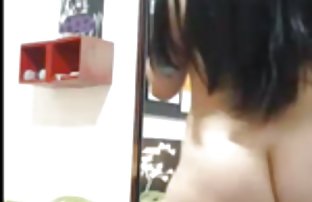 πορνό σεξ Αξιολάτρευτο μοντέλο Sofia ποζάρει σε μια κούνια