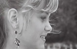 πορνό σεξ Η μητέρα έδωσε το γιο της για το σεξ γενεθλίων του με τον εαυτό του