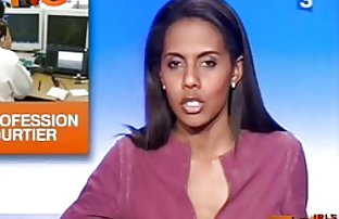 πορνό σεξ Αξιολάτρευτο κορίτσι τραντάγματα από το μουνί μπροστά από ένα κοντινό-up webcam