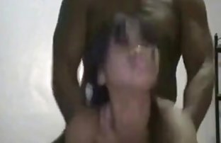 πορνό σεξ Αξιολάτρευτο μωρό Τζίντζερ παίρνει ένα πρωινό ντους