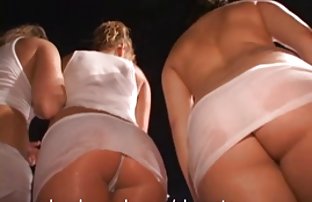 πορνό σεξ Δημόσια με γυαλιά γκόμενα