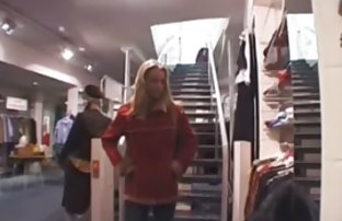 πορνό σεξ Δασκάλα γιόγκα αποπλάνησε παντρεμένη γκόμενα