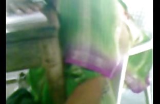 πορνό σεξ Ξανθιά στο καλσόν δαχτύλιασμα Κίσκου δονητικά