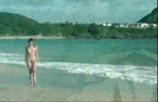 πορνό σεξ Κούκλα στο μπαρ βίωσε μια μηχανή του σεξ