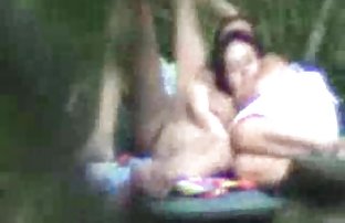 πορνό σεξ Η υπηρέτρια σέλωσε τον αφέντη της