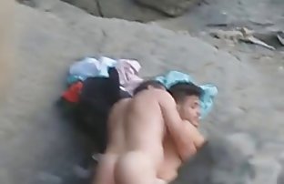 πορνό σεξ Κόκκινη τσούλα μελωδία ψητή σε ένα καπέλο και ένα σημείο