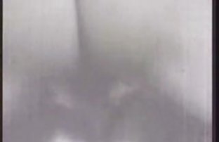 πορνό σεξ Ο άνθρωπος πήρε ένα σκληρό στο στόμα ενός μικρού κοριτσιού και τελείωσε στο πρόσωπό της