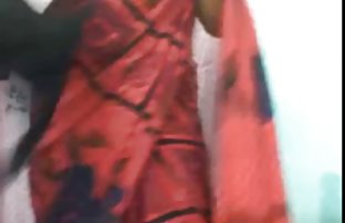 πορνό σεξ Λοιπόν η κοκκινομάλλα γυναίκα του στο κρεβάτι