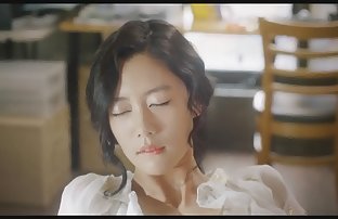 πορνό σεξ Λεπτός δότης αυνανίζεται απαλά το γράμμα