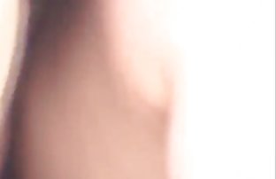 πορνό σεξ Ο Γαλάζιος όμορφος τραβάει τον εαυτό του από το ΚτΕ.