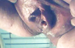 πορνό σεξ Αξιολάτρευτο Ριάνα άλματα στο πέος του συζύγου της