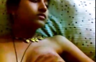 πορνό σεξ Παιχνιδιάρικο κορίτσι ήθελε να χαζά γύρω