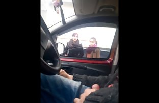 πορνό σεξ Δύο καυτά κορίτσια έγλειψε τα καπάκια στο ντους