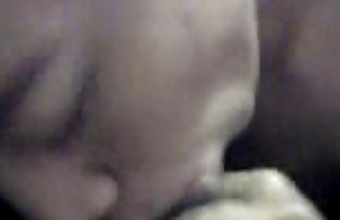 πορνό σεξ Πλούσιος άνθρωπος πηδάει μωρό χωρίς βυζιά