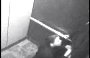 πορνό σεξ Ενθουσιασμένος κορίτσι που έχει φορτωθεί με στερεό φαλλά