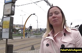 πορνό σεξ Ξανθιά με μεγάλα βυζιά δένω τον τύπο και ένα σημείο