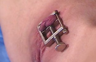 πορνό σεξ Η μαμά με τις μεγάλες μνήμες πηδάει στα σκατά του γιου της.