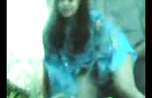 πορνό σεξ Ρώσοι μαθητές μαζί τηγανίσουν ένα μεθυσμένο ψίχουλα σε μια σκηνή στη φύση