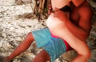 πορνό σεξ Διεφθαρμένη αδελφή αποπλάνησε τον νεαρό αδερφό και του ρούφηξε το κορόιδο